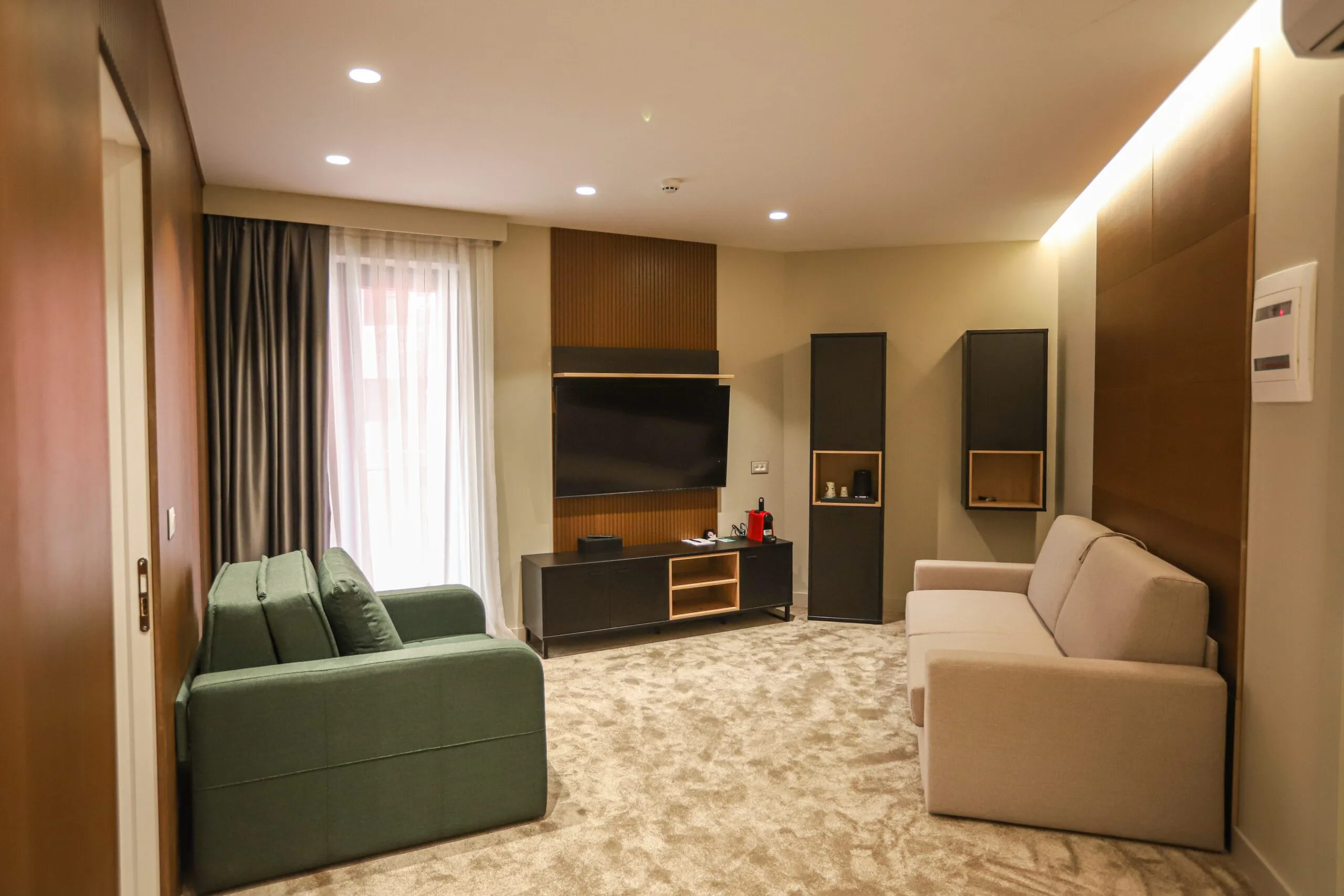 Urban IN room